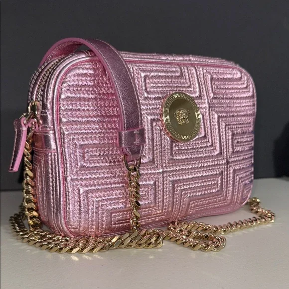 RARE Versace Metallic Pink Crossbody Bag Gold Chain CAMERA purse PERFECT SIZE! - Picture 3 of 17